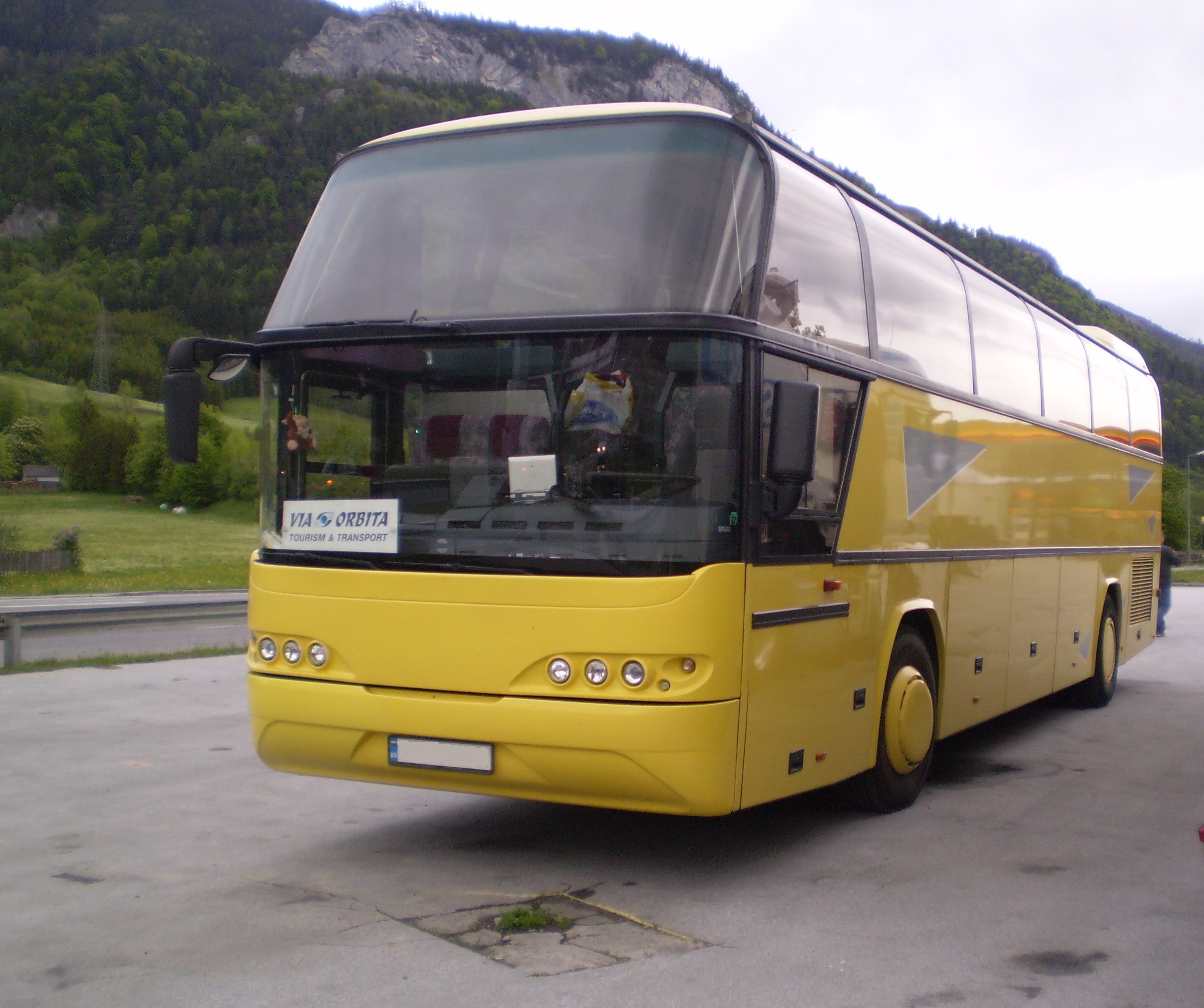 NEOPLAN 